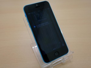 iPhone5cの液晶画面修理に関市町より御来店〜♪アイフォン修理のクイック岐阜