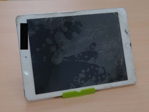 iPad Airガラス＆ホームボタン修理に羽島郡よりご来店!アイパッド修理もクイック岐阜