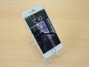 iPhone6の液晶交換修理に羽島郡よりご来店！アイフォン修理のクイック岐阜