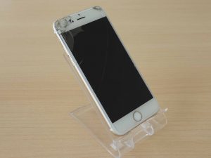 iPhone6の液晶交換修理に大垣市よりご来店！アイフォン修理のクイック岐阜