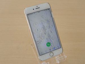 iPhone6Sのガラス割れ修理に岐阜市よりご来店！アイフォン修理のクイック岐阜