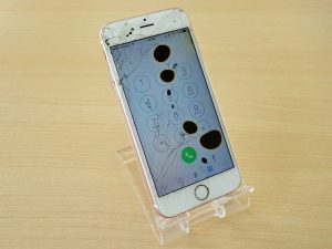 iPhone6S液晶割れ修理に岐阜市よりご来店！アイフォン修理のクイック岐阜