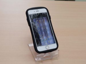 iPhone 6S 液晶の交換修理に大垣市よりご来店！アイフォン修理のクイック岐阜