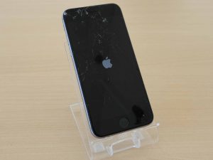 岐阜市内よりiPhone6Sのガラス割れ修理にご来店～♪アイフォン修理のクイック岐阜