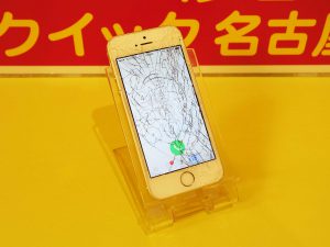 羽島市よりiPhoneSEのガラス割れ修理にご来店～♪アイフォン修理のクイック岐阜