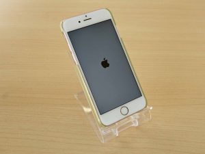 iPhone6Sがリンゴマークから進まなくなってしまったと岐阜市内よりご来店！アイフォン修理のクイック岐阜