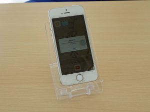 iPhone5Sがタッチできなくなってしまったと岐阜市内よりご来店！アイフォン修理のクイック岐阜