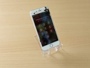 iPhone6Sがタッチできなくなってしまったと岐阜市内よりご来店！アイフォン修理のクイック岐阜