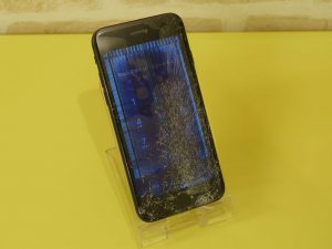 本巣市 iPhone7 ガラス割れ液晶画面修理 アイフォン修理のクイック岐阜