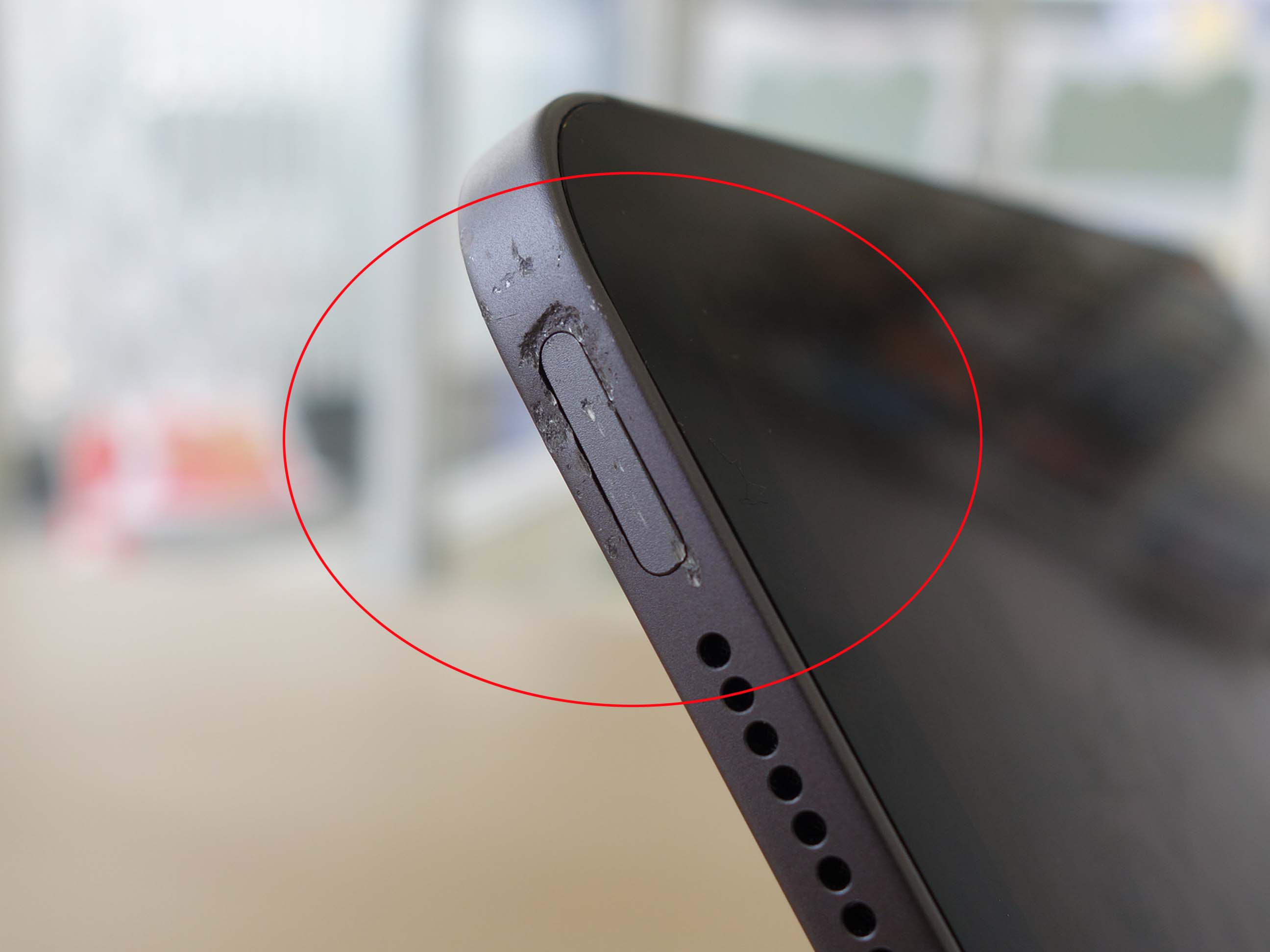 iPad Pro11の起動不良はスリープボタン陥没が原因でした、iPad修理の 