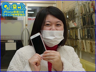 ☆iPhone 7の液晶交換修理に岐阜市内よりご来店！アイフォン修理のクイック岐阜