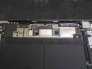 iPhone/iPad/MacBook修理のクイック岐阜