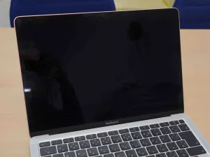 MacBook修理のクイック岐阜