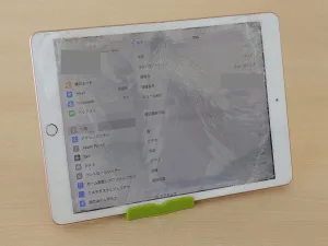 iPad 8 画面修理 ビフォーアフター