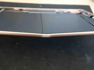 iPad 8 画面修理 ビフォーアフター