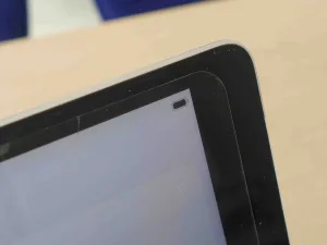 充電ケーブルを挿しても反応しないiPad第9世代のドックコネクター