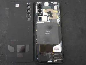 Xperia 1 IIIのカメラ故障はクイック岐阜へ