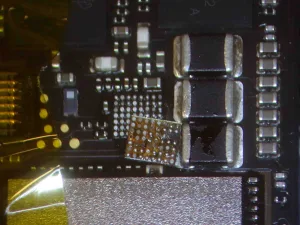 MacBook Pro A2141の通電不良トラブルによる基板修理