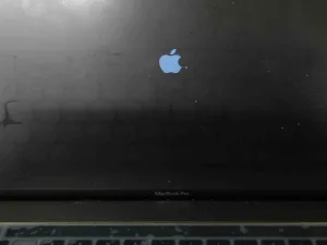 MacBook Pro A2141の通電不良トラブルによる基板修理